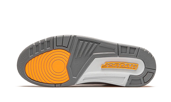 Jordan 3 Retro Laser Orange (Women's) - Image 4
